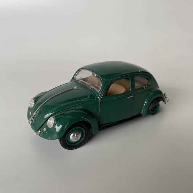 TOY CAR, Large Green VW Beetle Model